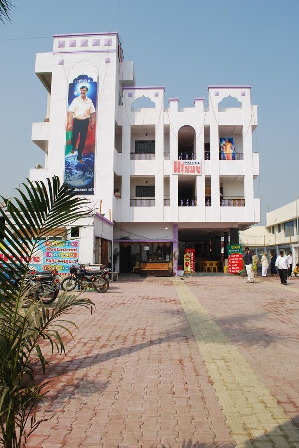 Hotel Utsav Shirdi Dış mekan fotoğraf